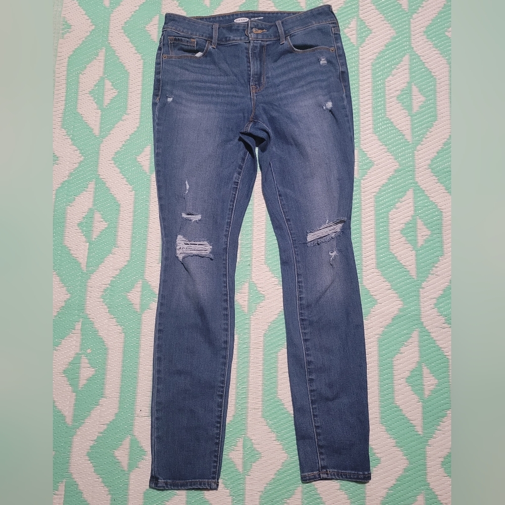 Old navy womans size 6 jean - Picture 1 of 4